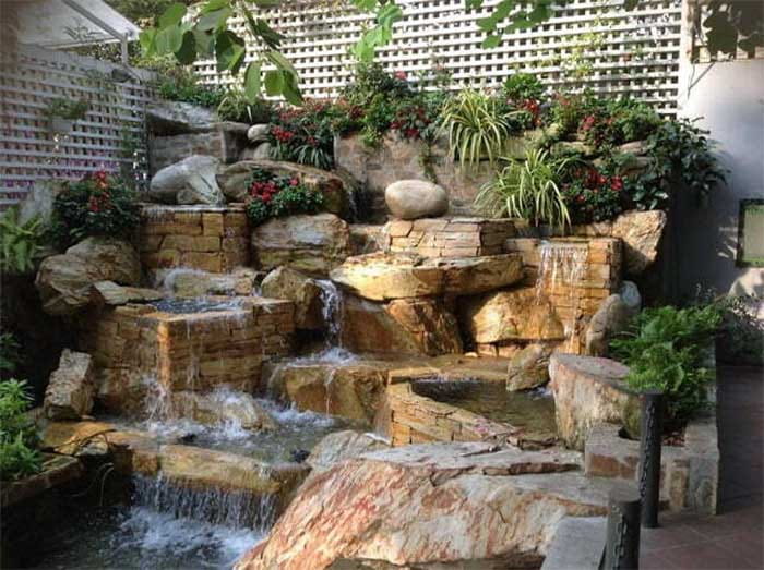 tiểu cảnh thác nước sân vườn 5